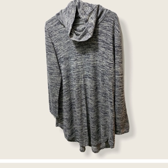 3/$30 Tunic - Picture 1 of 1